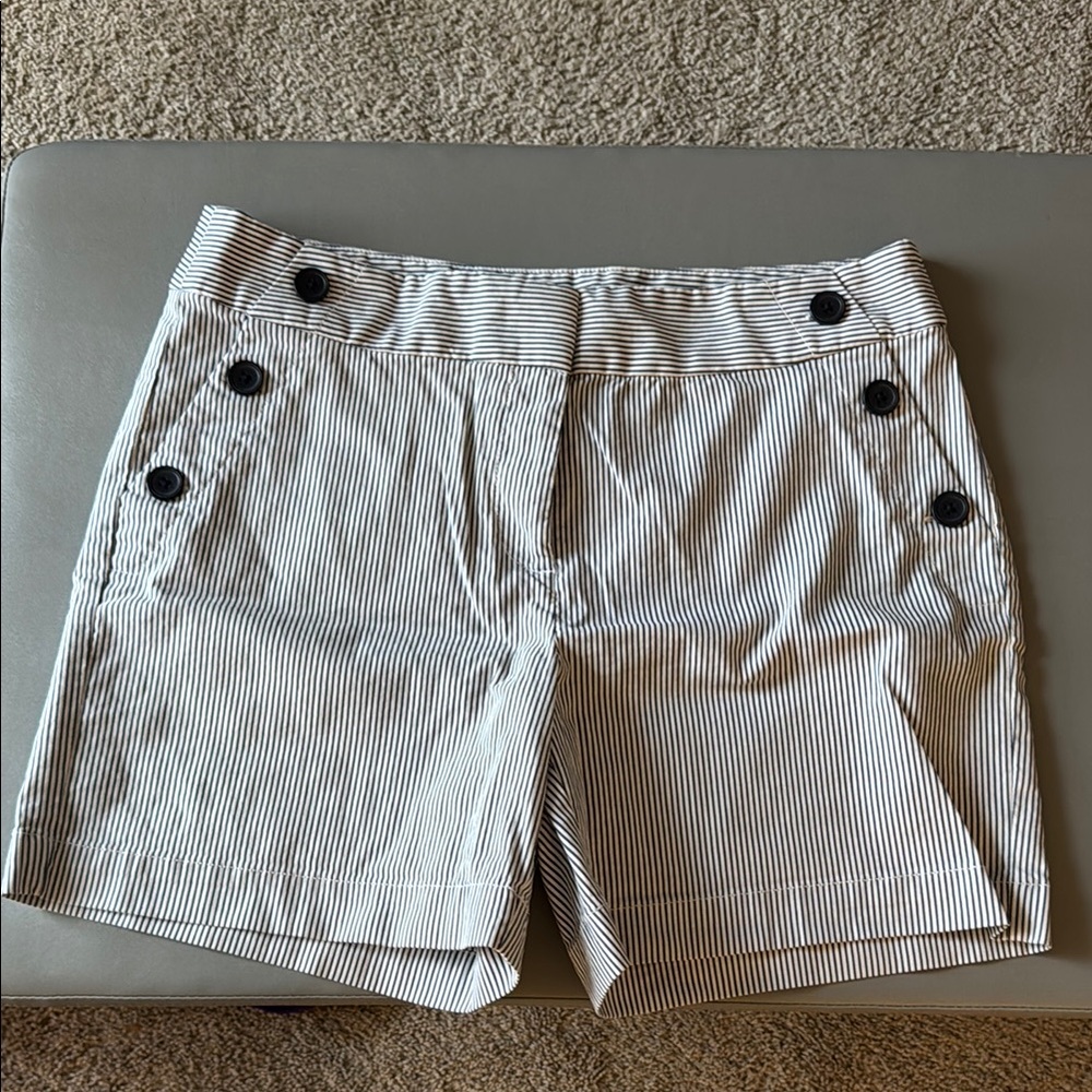 LOFT Gingham Striped 6” Shorts